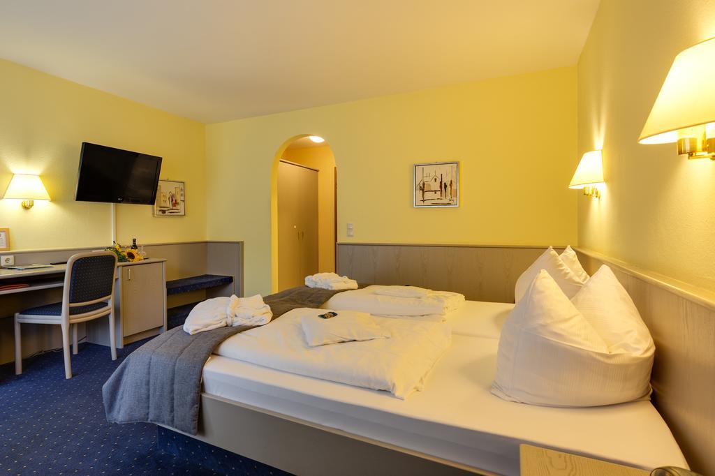 Hotel Die Kleine Blume Erfweiler Екстер'єр фото